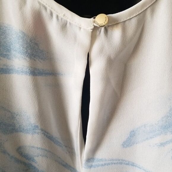 Vince Camuto Marble Tank Top - Picture 4 of 6